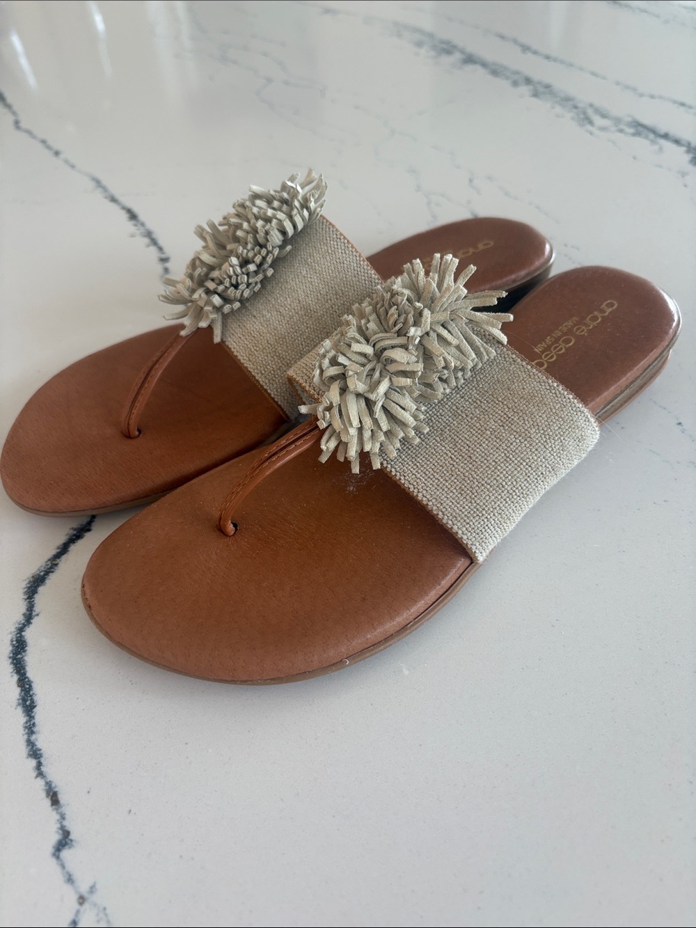 Andre Assous Nogales Featherweights Sandal beige Linen 8